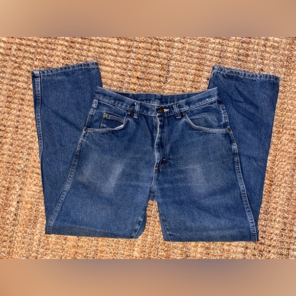 Wrangler Other - Vintage Wrangler Men's Relaxed Fit Blue Jeans